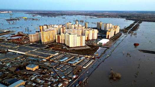 俄罗斯多个地区洪灾形势严峻